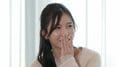 「反町隆史と松嶋菜々子だと思って歩いてる」 34歳美人経営者、“オラオラ系”ハイスペ男性との婚活で有頂天