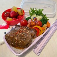 桜井奈々『カルビのふりしたステーキ弁当』