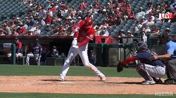 大谷翔平、芸術性の高い流し打ちに絶賛続々「流石！」「ほんと、かっこいい」外角低めいっぱいを美しくスイング