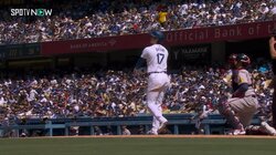 大谷翔平、超ご機嫌！インタビュー直後にファンへ“ピース”のサービスショット「自信を持っていい」