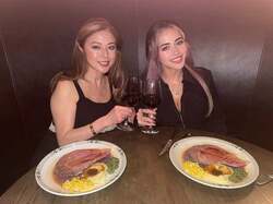  武田久美子、メディカルスクールに進学する娘との2ショット「物凄い競争率の中よく頑張りました」 