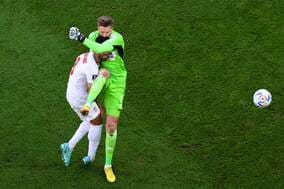 【W杯】今大会初のレッドカード　ウェールズ代表GKヘネシー、決定機阻止で”一発退場”に