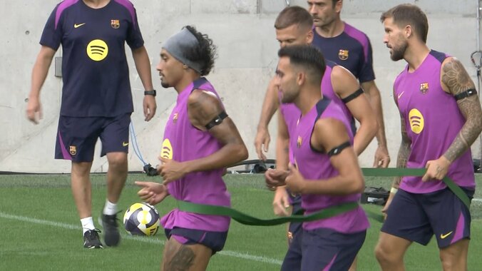 ラッシュフォードは“バルサ流チューブ練習”にまだ戸惑い？ ヤマルやペドリなどがヴィッセル神戸戦へ調整【来日バルサ】 3枚目