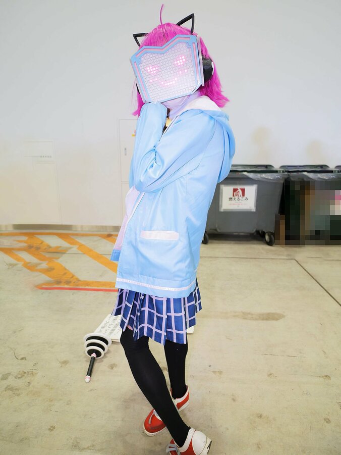 [Photos/Images] Adjusting 0.1mm Errors with Filing... A High-Tech 'Love Live!' Rina Cosplay with a Board Created Through Enormous Effort 5th