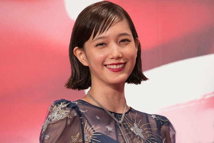 【画像集】宮崎あおい・蒼井優・本田翼・橋本環奈らレッドカーペット／東京国際映画祭