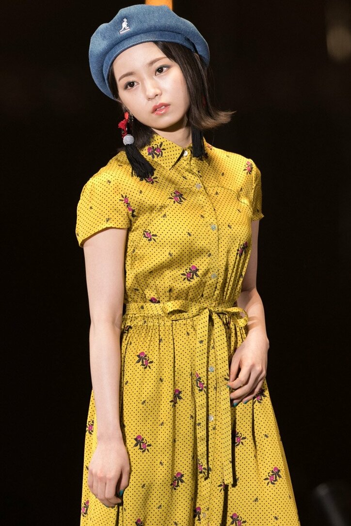 欅坂46が背中ざっくりセクシーに、個性全開アーティスティックに魅せた「TGC」ランウェイ