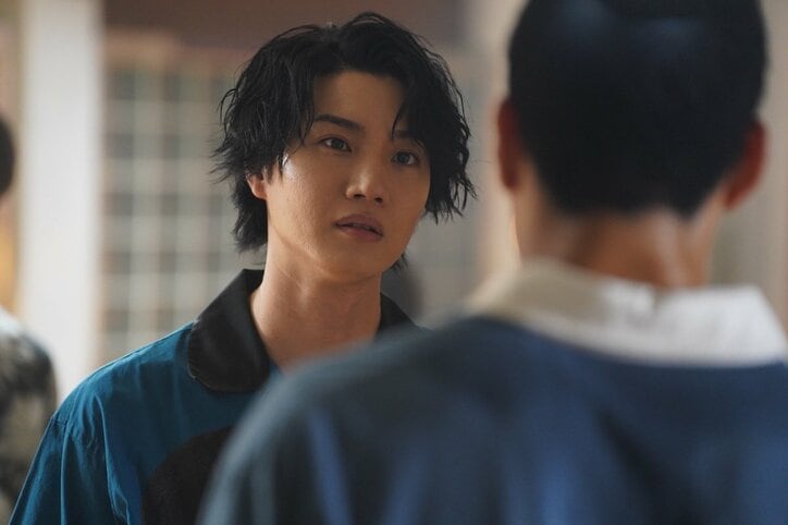 半グレの兄から“特殊詐欺の受け子”になるよう強要 追い詰められた弟はナイフを手にとり…『覆面D』第5話