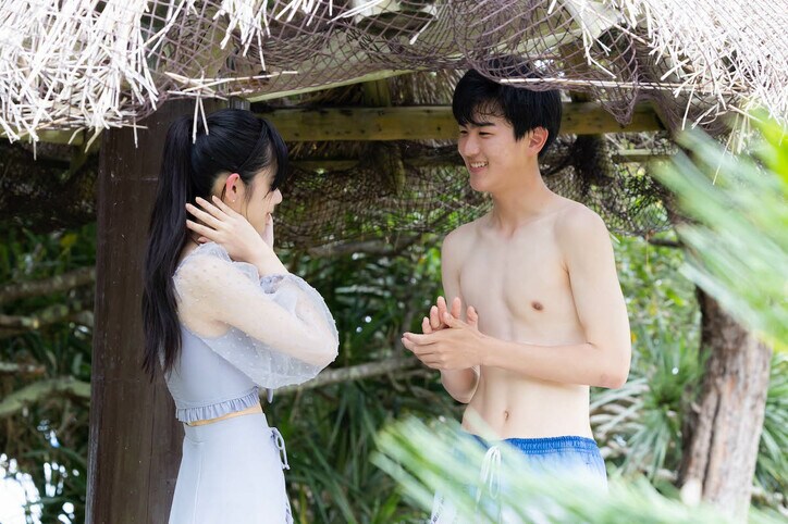 可愛すぎる高3女子、水着デートで高身長男子にドキドキ「かっこいい」「隣に立ってるだけでグッとくる」