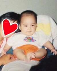 川口春奈、ミルクボーイ内海似の“幼少期ショット”に「かわいい～～～」「確かに似とる」の声