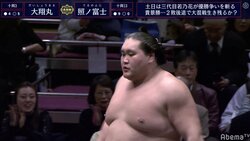 照ノ富士が無傷の十連勝、館内は拍手喝采 安治川親方「本来の力が出せている」
