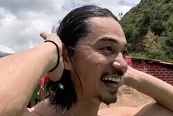 東出昌大（36）、肉体美が際立つ半裸姿を披露「なんだかんだイケオジ」「絵になる」入浴＆筋トレシーンに注目集まる