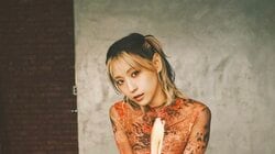「これ、大丈夫？」 大人気声優つんこ、念願の“サウナグラビア”で攻めショット 『FLASH』