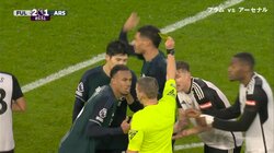 「レッドカード」vs「ノーファウル」冨安健洋は憮然、ブラジル代表はブチギレ！両軍入り乱れて猛抗議の瞬間　一触即発のバチバチシーンにスタジアム騒然