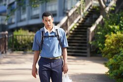 「先生は人殺し」週刊誌の報道で追い詰められた教師、亡くなった生徒の父親と和解にのぞむも…『覆面D』第7話