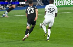 「きたねぇぞリュディガー！」悪質な“膝蹴りアフターファウル”にSNS大荒れ「極悪やろ」「UFCかよ」「どんだけ削りたいねん」