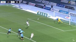 「えぐすぎ」壮絶過ぎるシーソーゲームで今季Jリーグ初のハットトリック達成！！取って取られて合計9点の乱打戦で主役を張った“ジャーメイン良”に脚光「すごいとこ決めたな」