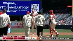 44号アーチの大谷翔平、投手として26球で緊急降板後にDHとしても交代　3回の第2打席で代打出される