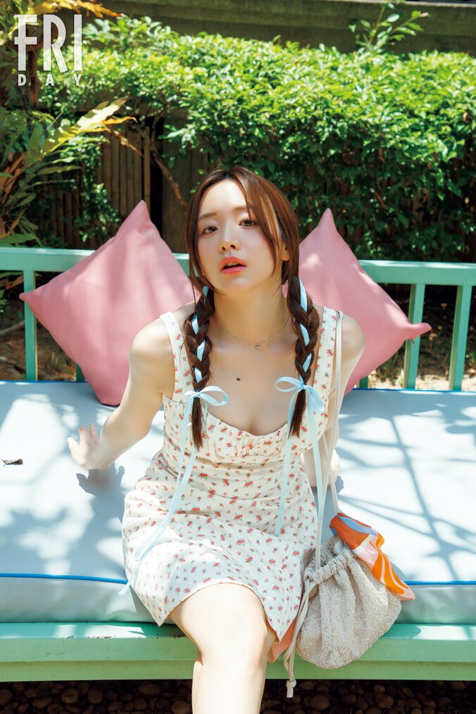 森香澄、南の島で磨きのかかった美BODYを解放 『FRIDAY』表紙＆巻頭、1st写真集ぶりのグラビア披露 1枚目