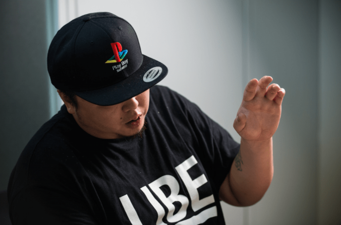 ドラッグの悪魔に取り憑かれコントロールを失った天才ラッパー…。BES本人が話す、過去、現在、そして未来。 3枚目