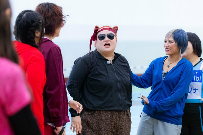 【写真・画像】アイドルの“入浴シーン”に現場騒然！？「風呂じゃねぇんだよ！」　2枚目