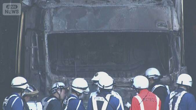 新名神で多重事故…子ども含む6人が死亡　追突した大型トラックの運転手を現行犯逮捕 1枚目