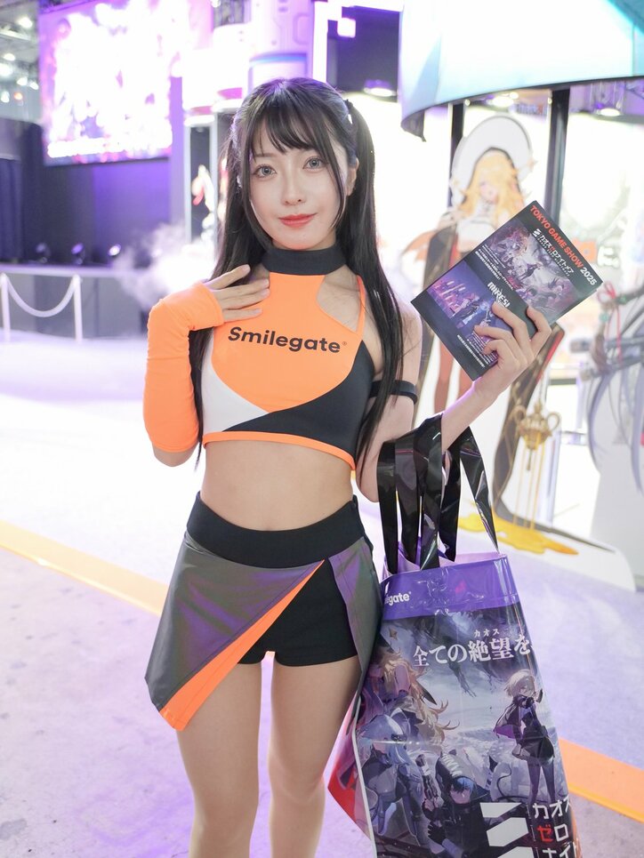 [Photos/Images] L'apparition surprise de cosplayeuses depuis un pod grandeur nature ! Retour sur le stand Smilegate au Tokyo Game Show 2025 4th
