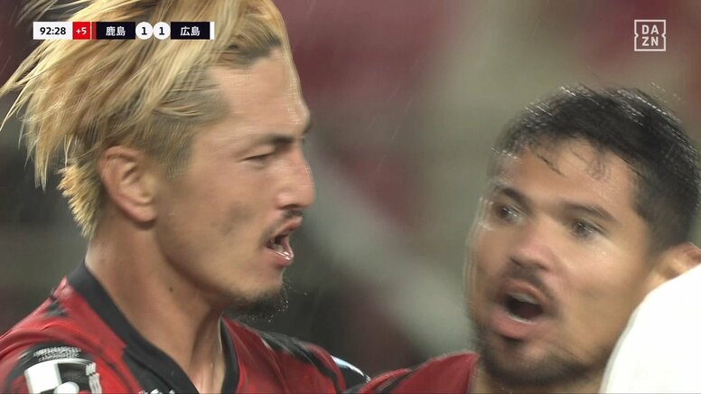 嘘だろ？鈴木優磨、チームメイトの“煽り”を制止「自分は煽るくせに」「その役回りもできるの？」紳士的振る舞いがSNSで話題「マジで憎めない」