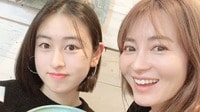 新山千春 15歳の娘との写真公開「姉妹ですか？」