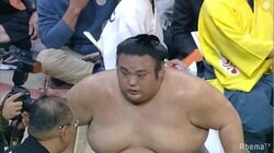 昨日は鼻、今日は目……貴景勝に連日のアクシデント「突っ張りが目に入った？」