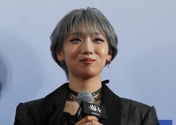 HANA・JISOO、デビューして初めての賞に「感謝の気持ちでいっぱい」ちゃんみな、そして会場にいるSKY-HIへ感謝のメッセージも、『ASEA』で新人賞受賞