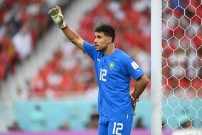 24年ぶりの快挙の裏でアクシデントが起きていた？　ピッチ上で国歌斉唱までしたモロッコ守護神が先発を回避した理由