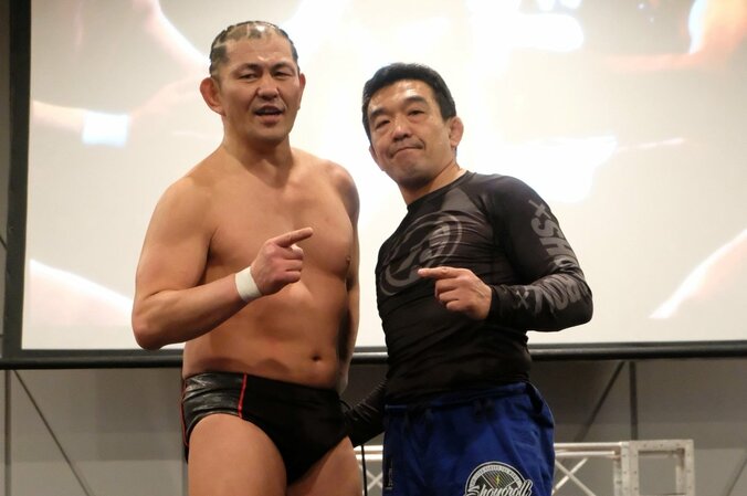 「プロレスも総合も“対世界”」鈴木みのると中井祐樹、ハードヒットで感涙タッグ結成 1枚目