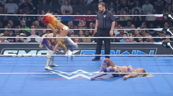 前屈みの状態から飛び乗って半回転