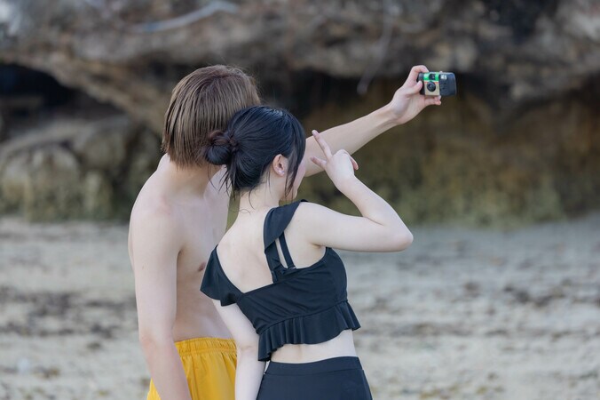 【写真・画像】男子4人が1人の女子に夢中！特別デートに2人から誘われる人気ぶり『今日好き』マクタン編第3話　4枚目