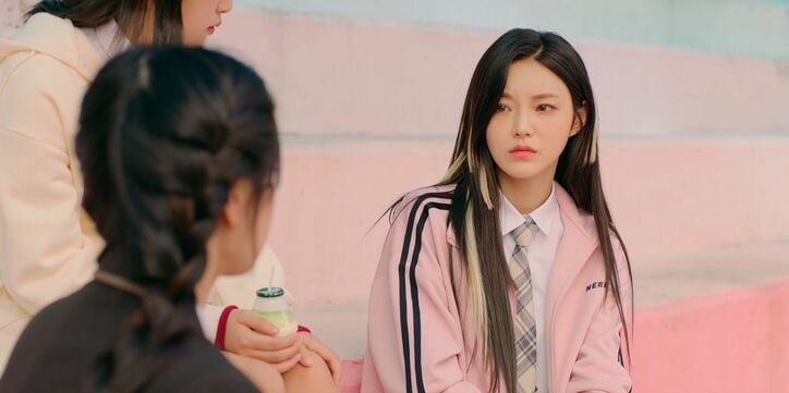 元IZ*ONEチェ・イェナ演じる主人公ナリをめぐる2人の男子に反響「どっち派か好み別れそう」『少女の世界2』3＆4話