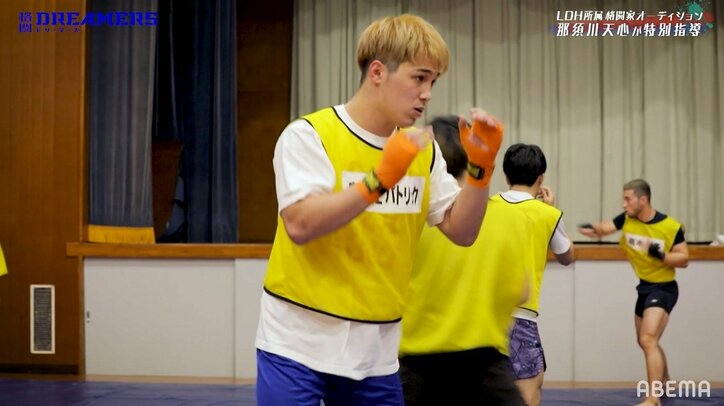 那須川天心「シャドーはアップじゃない! 僕は基本…」格闘家の卵たちに金言連発