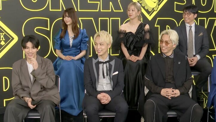 【映像】「顔面偏差値高すぎ」ひな壇に映った“美人ポーカー女王”