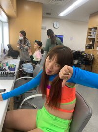 金子恵美『メイク室のお隣さん』