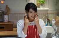 土屋太鳳、バレンタインCMオフショット披露　「キュンキュンする」と反響