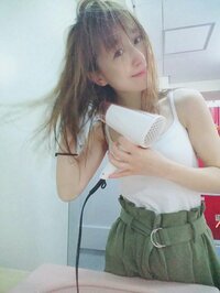 山川恵里佳『肩周り』