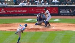 球場騒然！ 今永昇太、想定外のボールで“まさかの光景”「カッコよすぎる」 ヤ軍怪力男が“フリーズ”→黙ってベンチに立ち去る