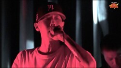 ISSUGIがイベント「P-VINE Presents THIS TOWN」で披露した"Both Banks (GQ Remix)"のライブ映像が公開！