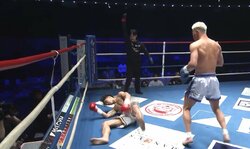 開始15秒で“一撃”KO 捻じれて倒れる衝撃決着に「思い切り入った」識者も驚嘆