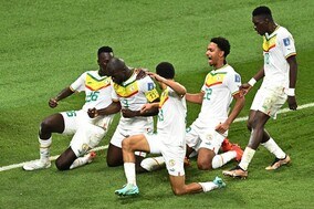 セネガルが20年ぶりに決勝T進出決定！クリバリの勝ち越し弾でエクアドルとの接戦制す【W杯A組】