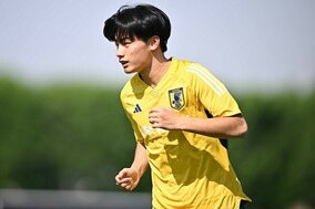 夜中の１時、上田綺世が恩師の携帯を鳴らす――原点を忘れない男の気遣い。後輩も「本当に凄い」と憧れのまなざし【W杯】