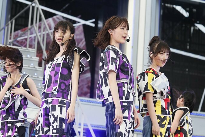 「どっちのパフォーマンスも見たい…」２つの会場のファンを唸らせた乃木坂46の“シンクロライブ” 10枚目