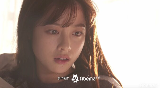 あかり（橋本環奈）が目覚めると、隣には星野（古川雄輝）の姿が…！　『1ページの恋』第2話で衝撃展開 12枚目