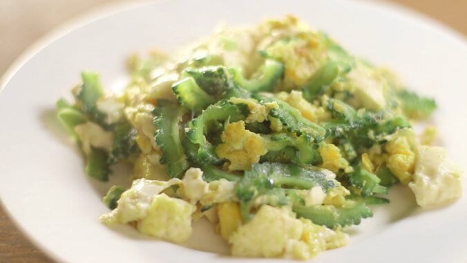 都会にいながら沖縄気分！ 高橋茉莉、山咲トオルと沖縄料理で乾杯 8枚目