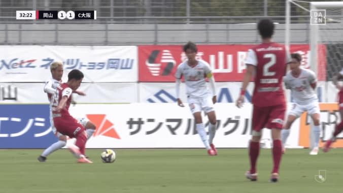 Ｊリーグファン騒然！「とんでもねぇ19歳」高速カットイン→丁寧すぎるフィニッシュが「シュートのお手本」「凄すぎる」佐藤龍之介がスーパーゴール 4枚目