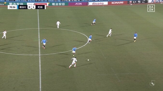 【映像】スライディング→選手同士が激しいどつきあい